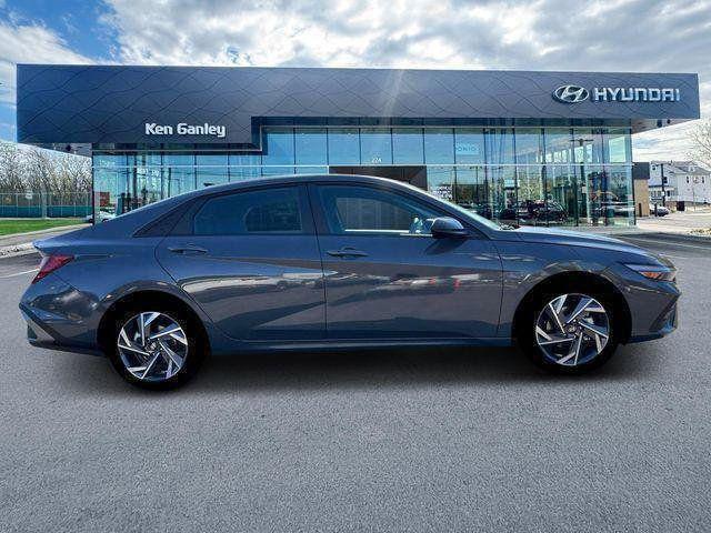new 2025 Hyundai Elantra car, priced at $22,808