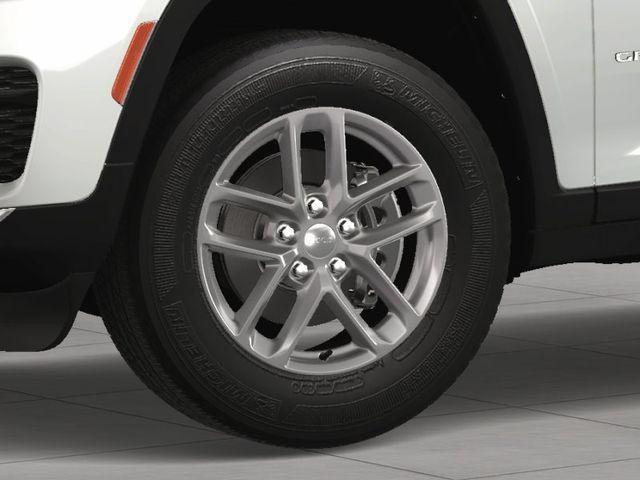 new 2025 Jeep Grand Cherokee car, priced at $39,677