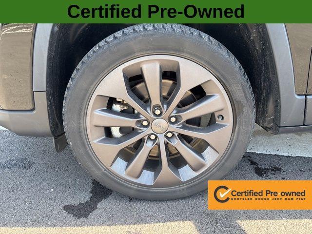 used 2021 Jeep Cherokee car, priced at $21,285