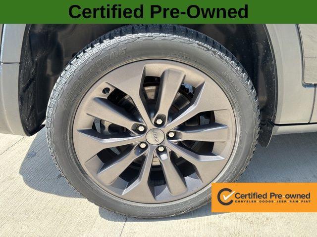 used 2021 Jeep Cherokee car, priced at $21,285