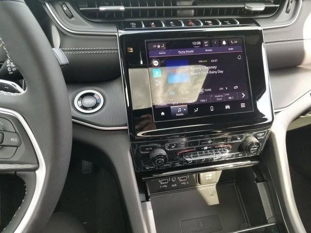 new 2025 Jeep Grand Cherokee L car, priced at $41,141