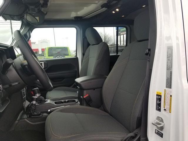 new 2025 Jeep Gladiator car, priced at $43,388