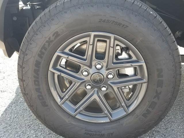 new 2025 Jeep Wrangler car, priced at $46,645