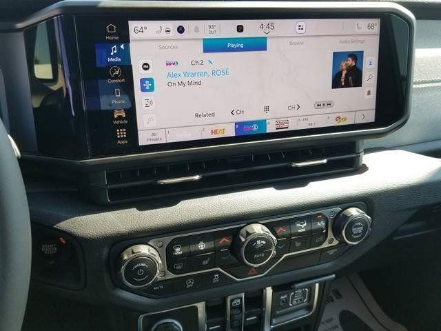 new 2025 Jeep Wrangler car, priced at $46,645