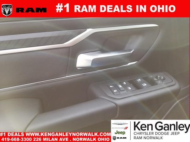 new 2025 Ram 1500 car, priced at $43,557