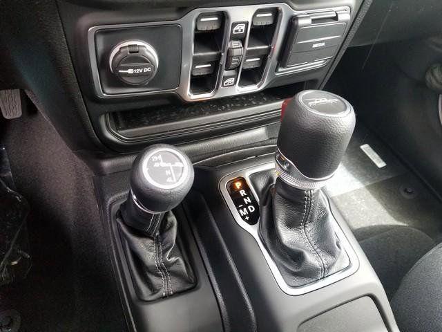 new 2025 Jeep Gladiator car, priced at $37,989