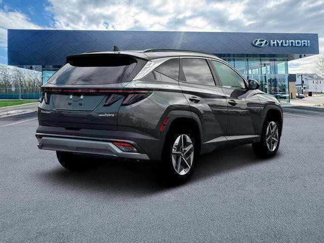 new 2025 Hyundai TUCSON Hybrid car, priced at $33,321