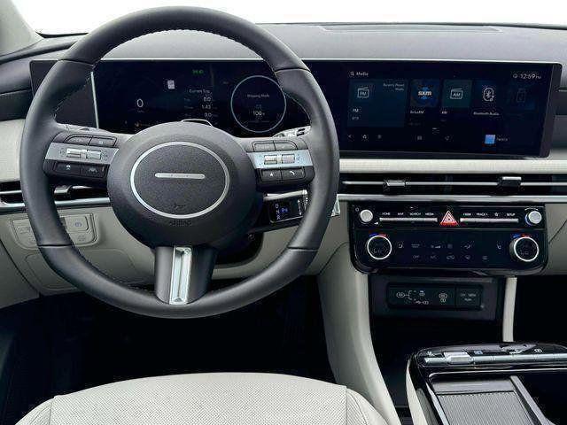 new 2025 Hyundai TUCSON Hybrid car, priced at $33,321