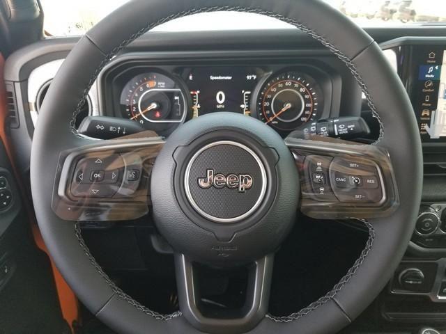new 2025 Jeep Wrangler car, priced at $41,300