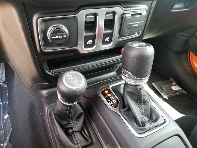 new 2025 Jeep Wrangler car, priced at $41,300