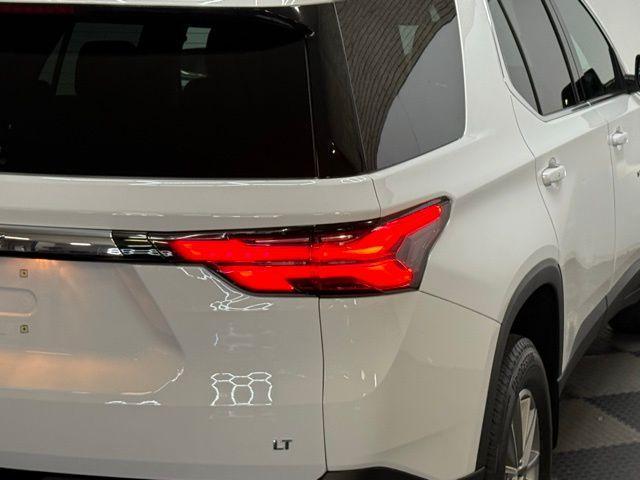 used 2023 Chevrolet Traverse car, priced at $27,298