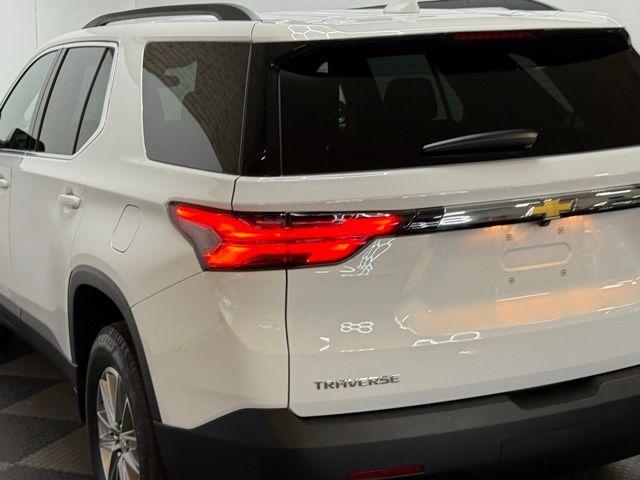 used 2023 Chevrolet Traverse car, priced at $27,298