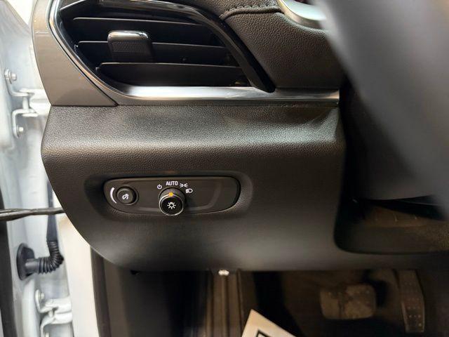 used 2023 Chevrolet Traverse car, priced at $27,298