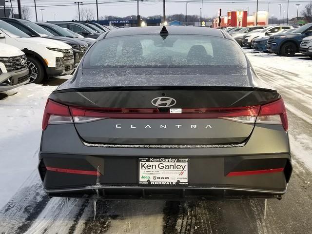 new 2025 Hyundai Elantra car, priced at $22,826