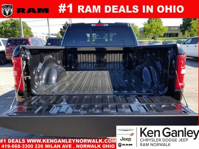 new 2025 Ram 1500 car, priced at $43,489