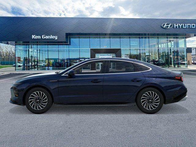 new 2026 Hyundai Sonata Hybrid car, priced at $33,334
