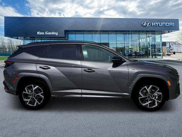 new 2025 Hyundai TUCSON Hybrid car, priced at $34,196
