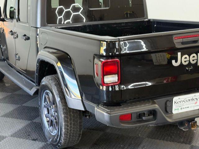 used 2022 Jeep Gladiator car, priced at $29,319