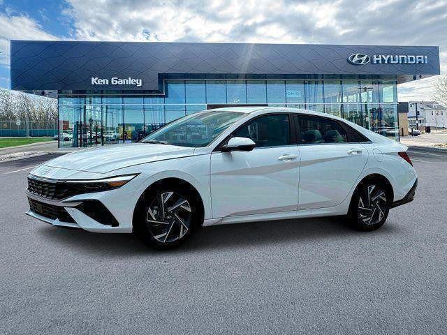 new 2025 Hyundai Elantra car, priced at $26,643