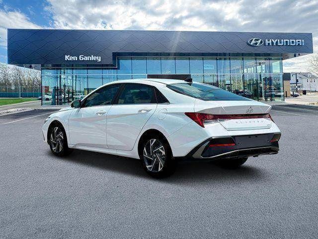 new 2025 Hyundai Elantra car, priced at $26,643