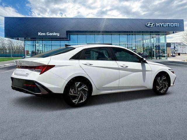 new 2025 Hyundai Elantra car, priced at $26,643