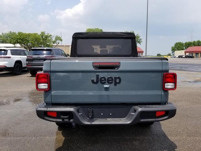 new 2024 Jeep Gladiator car, priced at $47,092