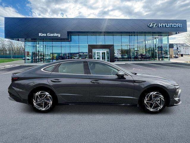 new 2026 Hyundai Sonata car, priced at $30,180