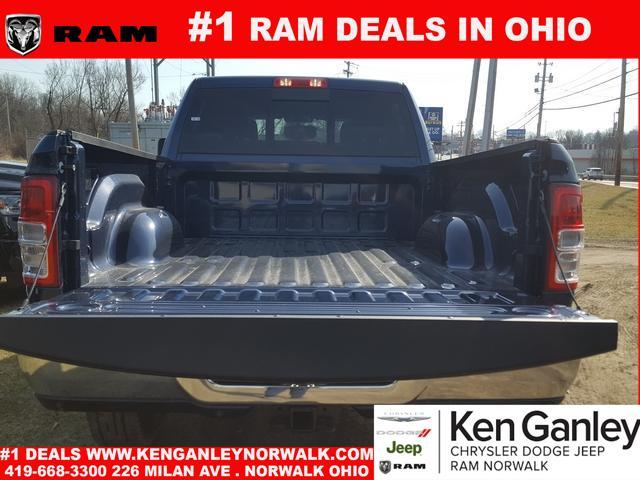 new 2024 Ram 3500 car, priced at $60,321