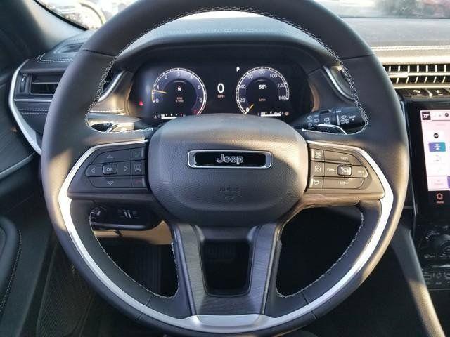 new 2025 Jeep Grand Cherokee car, priced at $46,168