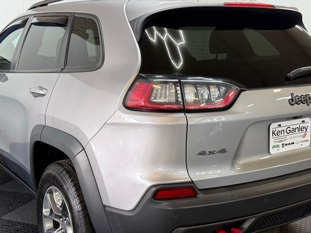 used 2019 Jeep Cherokee car, priced at $17,379