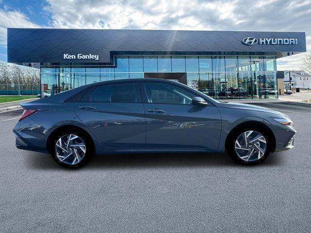 new 2025 Hyundai ELANTRA HEV car, priced at $25,071