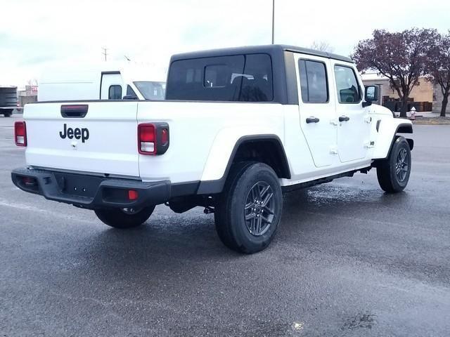 new 2025 Jeep Gladiator car, priced at $41,419