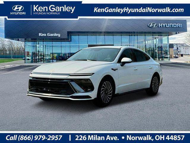 new 2026 Hyundai Sonata Hybrid car, priced at $33,378