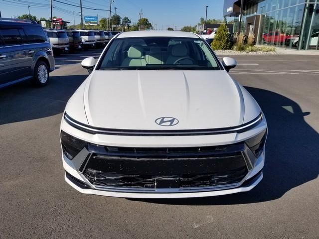 new 2024 Hyundai Sonata Hybrid car, priced at $30,585