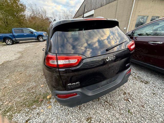 used 2015 Jeep Cherokee car, priced at $8,485