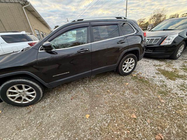 used 2015 Jeep Cherokee car, priced at $8,485