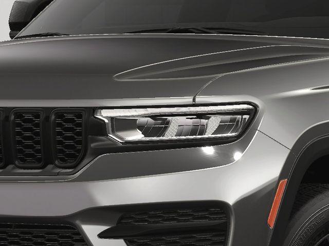 new 2025 Jeep Grand Cherokee car, priced at $41,900