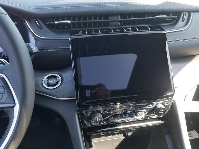 new 2025 Jeep Grand Cherokee car, priced at $46,168