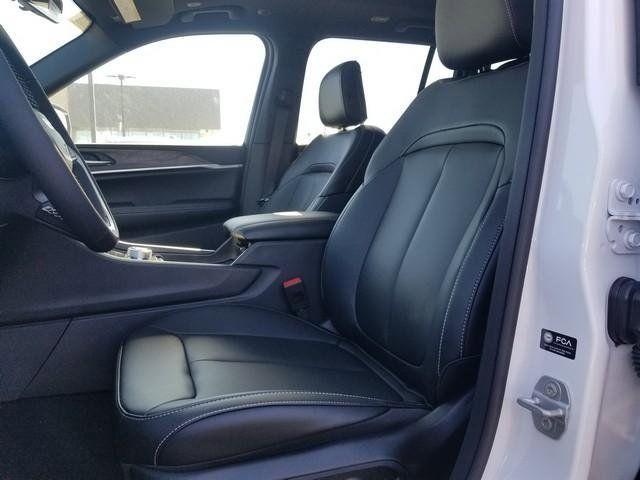 new 2025 Jeep Grand Cherokee car, priced at $46,168