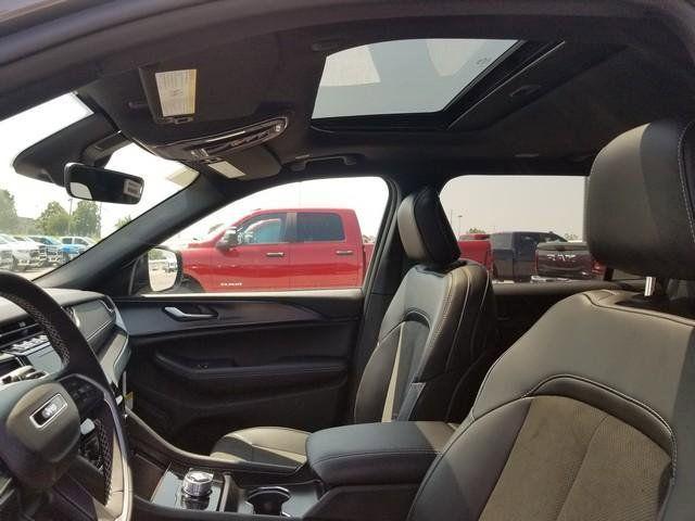 new 2025 Jeep Grand Cherokee L car, priced at $42,641