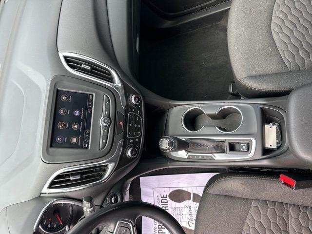 used 2020 Chevrolet Equinox car, priced at $15,684