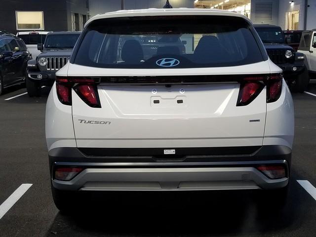 new 2025 Hyundai Tucson car, priced at $31,050