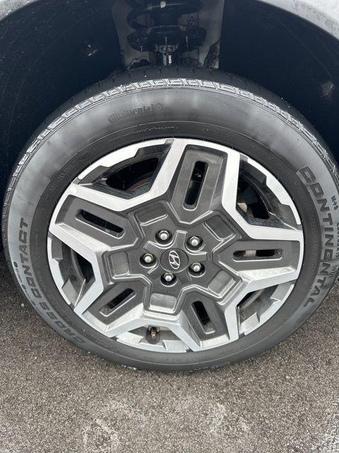 used 2023 Hyundai SANTA FE HEV car, priced at $24,684