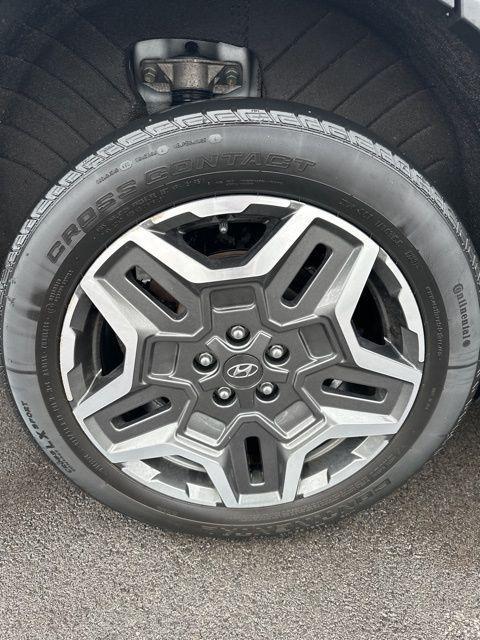 used 2023 Hyundai SANTA FE HEV car, priced at $24,684