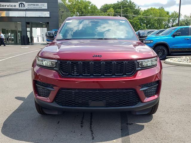 new 2025 Jeep Grand Cherokee car, priced at $40,991