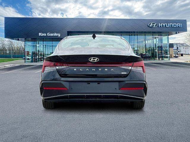 new 2025 Hyundai ELANTRA HEV car, priced at $27,462