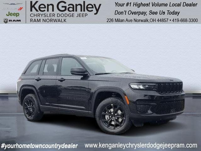 new 2025 Jeep Grand Cherokee car, priced at $43,241