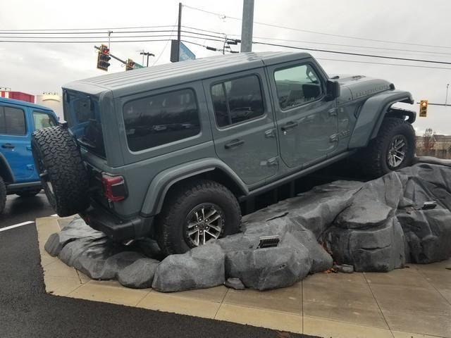 new 2024 Jeep Wrangler car, priced at $87,637