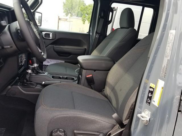 new 2025 Jeep Wrangler car, priced at $48,045