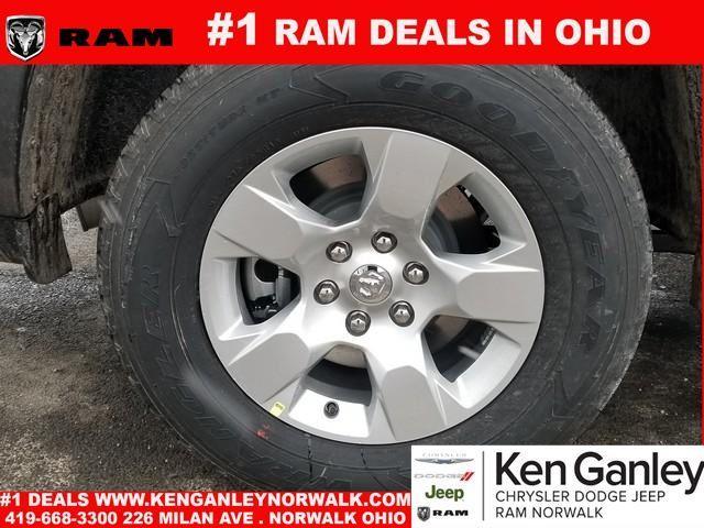 new 2025 Ram 1500 car, priced at $50,924